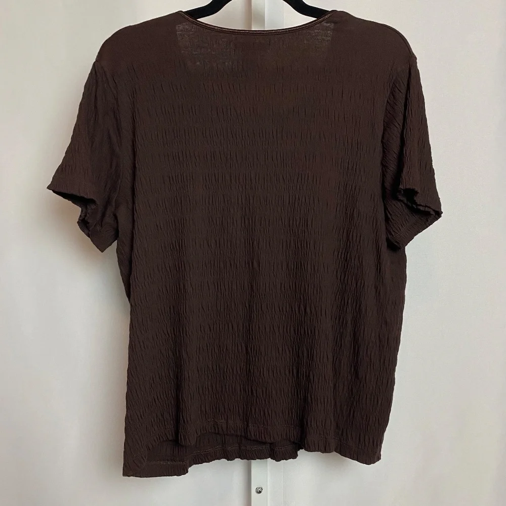 White Stag Womenʻs Brown Short Sleeve Textured V-Neck Neck Blouse Large